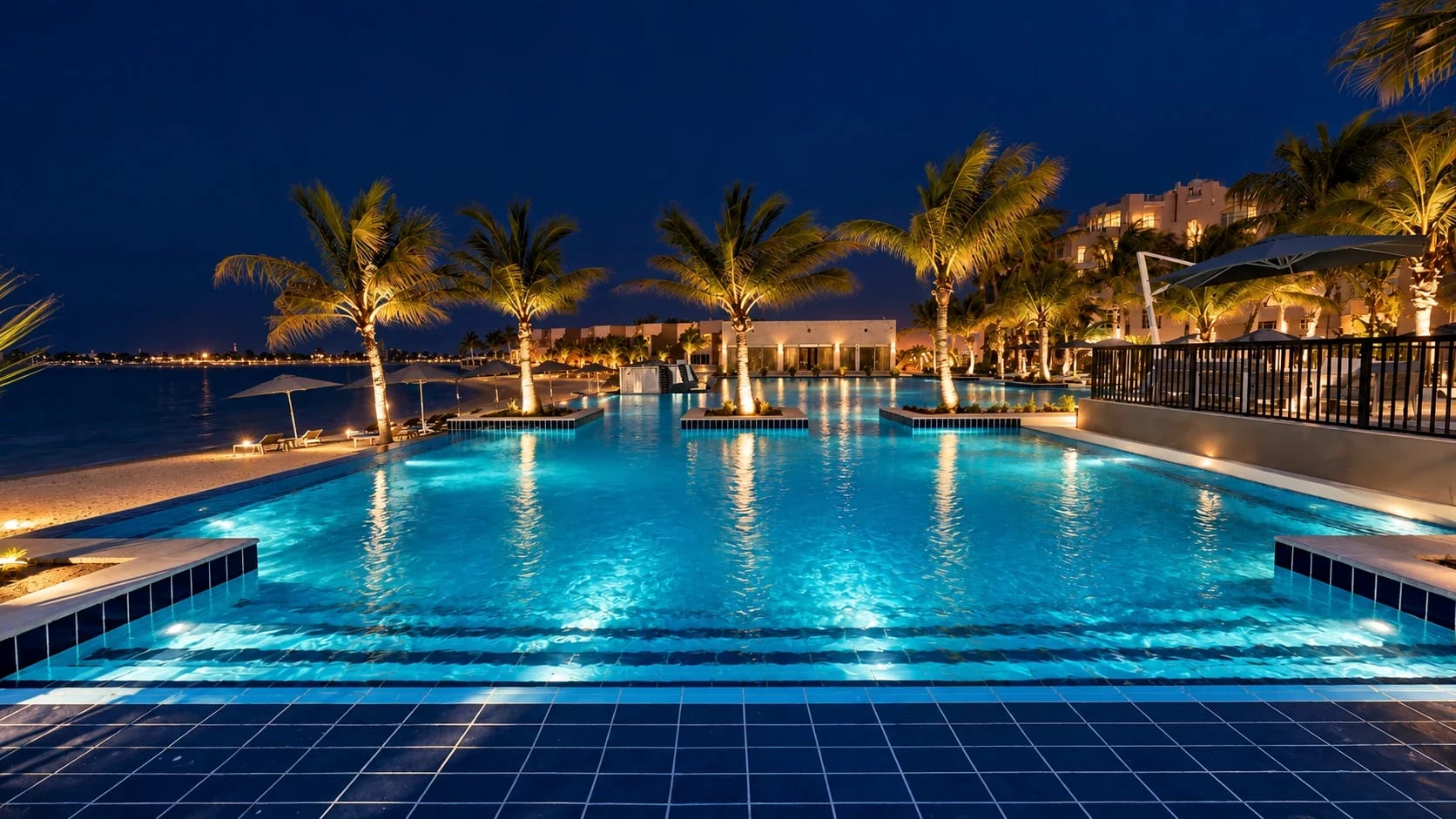 Gelato Pool Bar