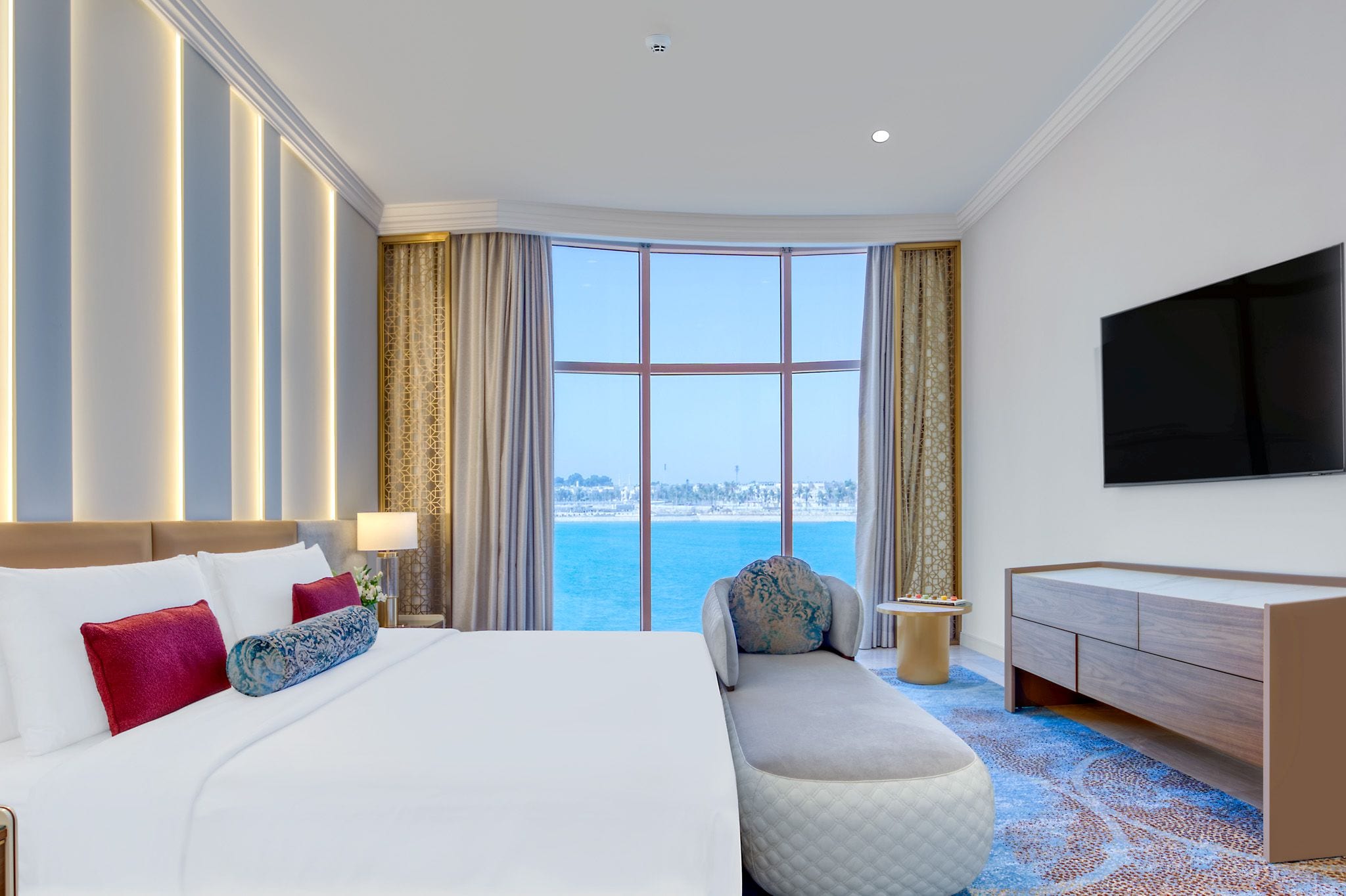 Pearl Suite